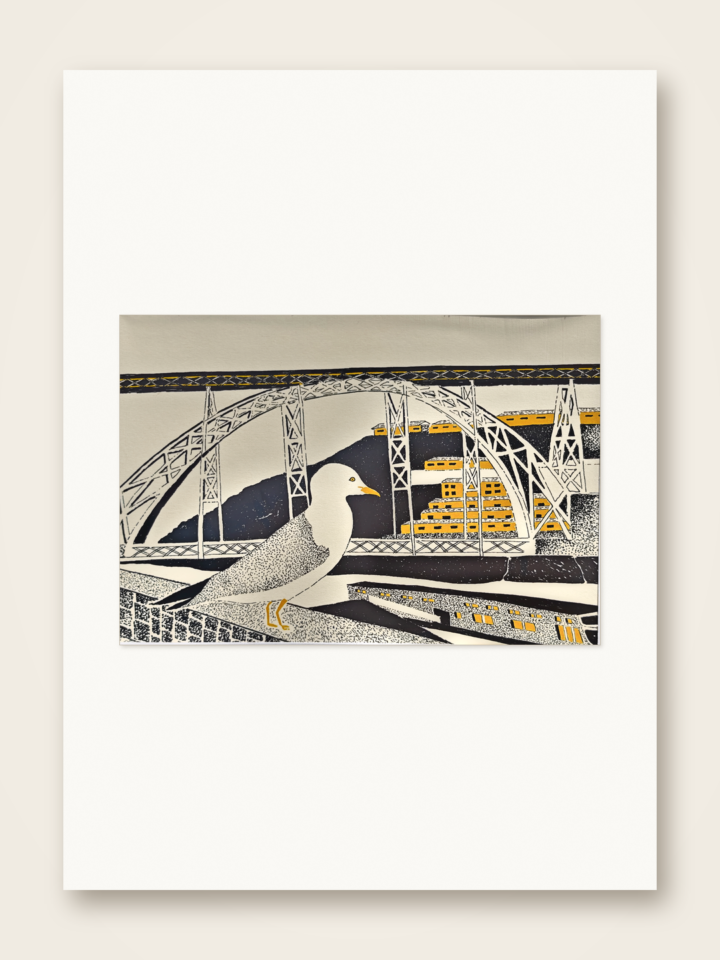 Gaspar Silva art print of a seagull beneath Dom Luís I Bridge in Porto.